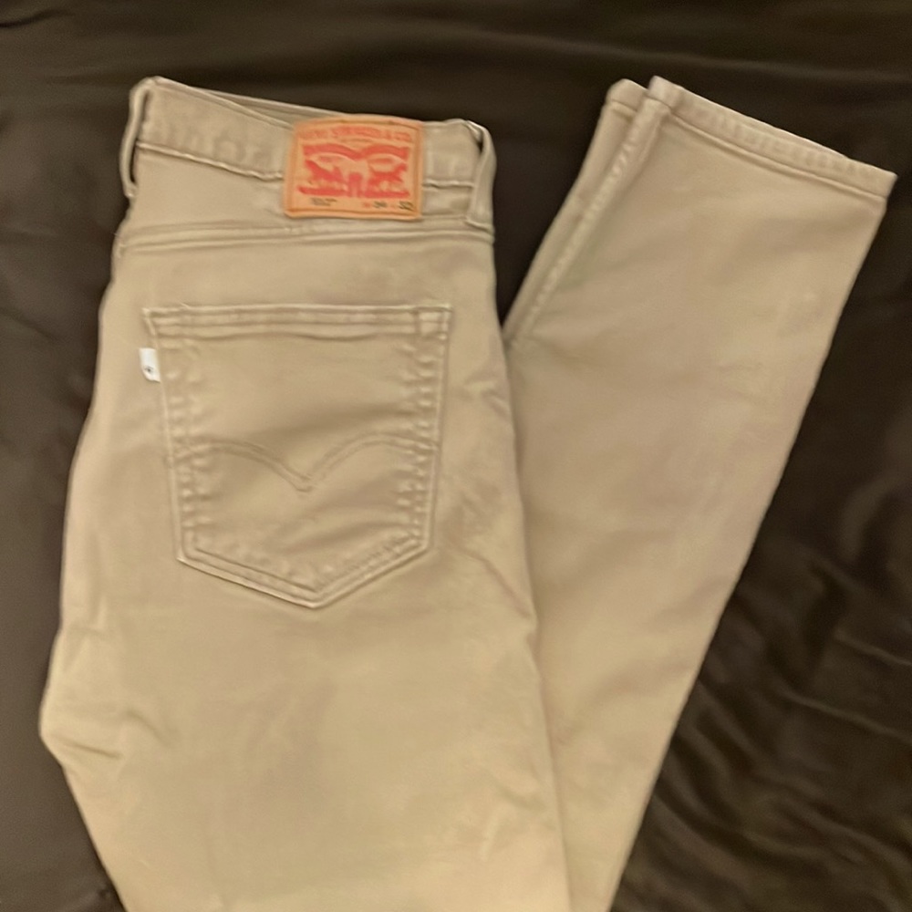 Mens Levis khaki 512 jeans